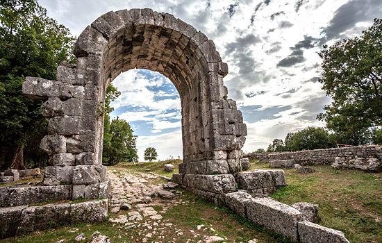 Area archeologica Carsulae , città di epoca romana vicino Terni